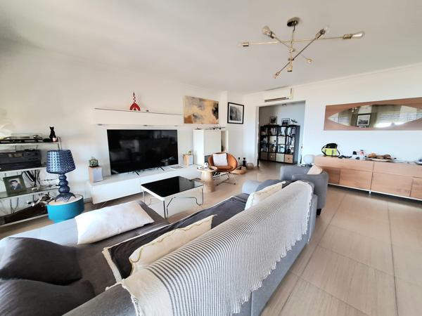 Appartement T4 de120m² belle vue mer parc Berthaud Ajaccio (20000)
