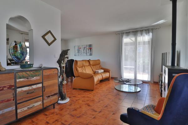 Maison en position dominante