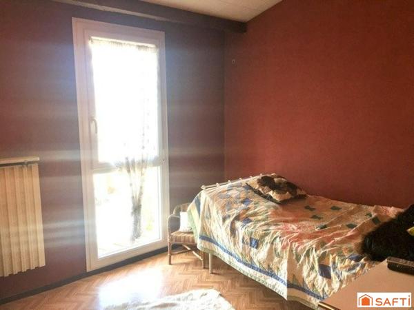 MAISON GRADIGNAN MALARTIC BIEN PLACEE SANS VIS A VIS