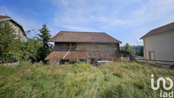 Maison 13 pièces de 230 m² à Lépanges-sur-Vologne (88600)