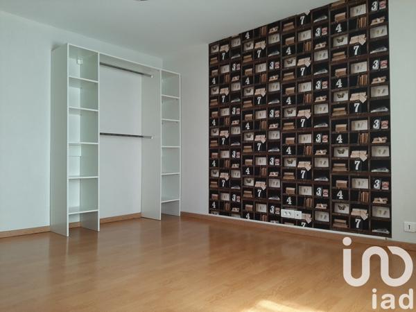 Maison 13 pièces de 230 m² à Lépanges-sur-Vologne (88600)