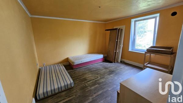 Maison 13 pièces de 230 m² à Lépanges-sur-Vologne (88600)