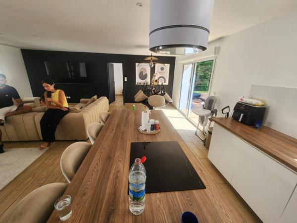 Maison à VAYRES, 33870 - 4 pièces 103m²