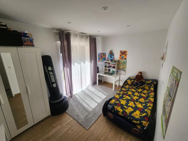 Maison à VAYRES, 33870 - 4 pièces 103m²