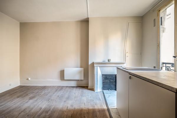 Appartement Paris 1 pièce(s) 19.59 m2