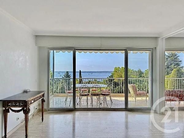 Appartement F3 à vendre  3 pièces - 103 m 2   CANNES  - 06