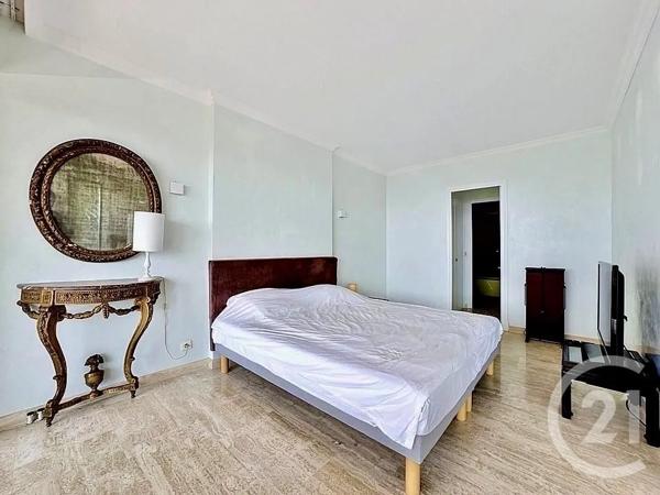 Appartement F3 à vendre  3 pièces - 103 m 2   CANNES  - 06