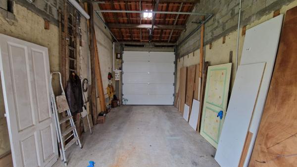 Coup de coeur ! Maison de charme des années 30 à deux pas du centre !