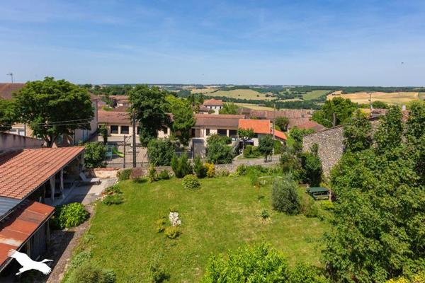 Maison à vendre 285 000 € Jegun 5 p 230 m² DPE B