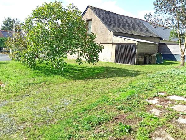 BATISSE A RENOVER A MESANGER