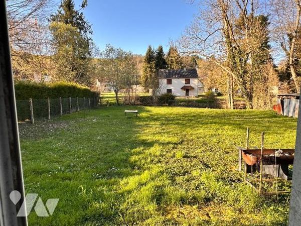 Spécial investisseur
A SAINT-JULIEN-DU-SAULT, une maison d'habitation de plain-pied vendue lou...