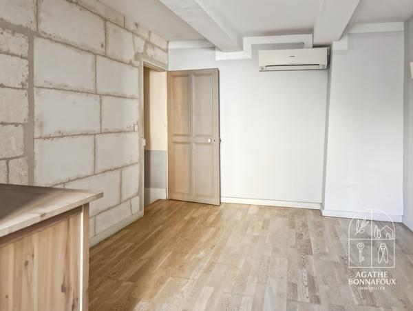 Saint-Rémy-de-Provence (13210) Maison de village en pierre de 91m2, 3 chambres