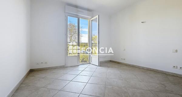 À vendre Appartement 4 pièces 96.4 m² - Sommières 30250