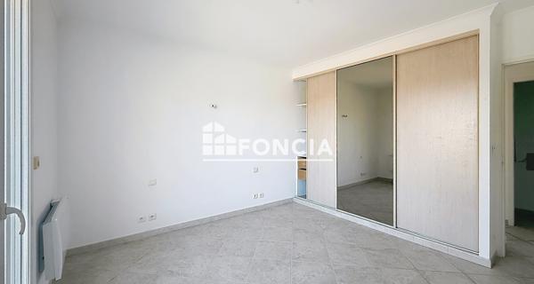 À vendre Appartement 4 pièces 96.4 m² - Sommières 30250