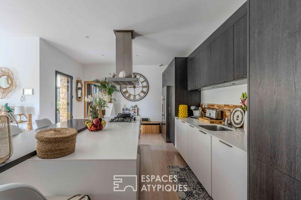 Villa de caractère autour de sa piscine et de son patio