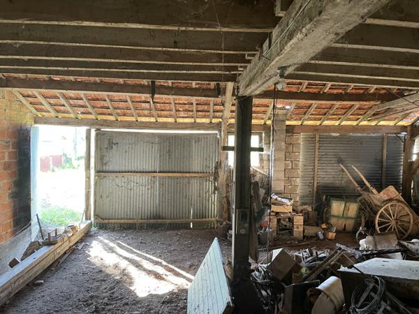 MAISON AVEC GRANGE à RENOVER - 3188 m2 de TERRAIN