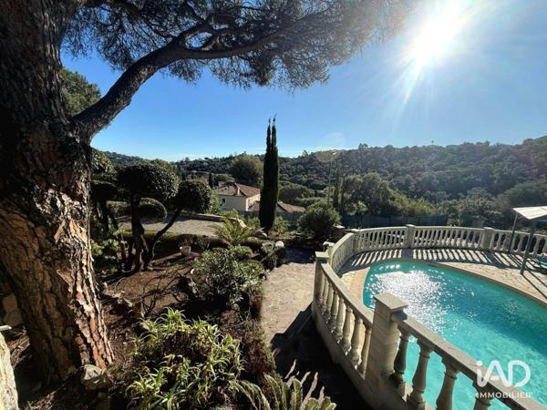 Maison à vendre 6 pièces 138 m² Les-Issambres