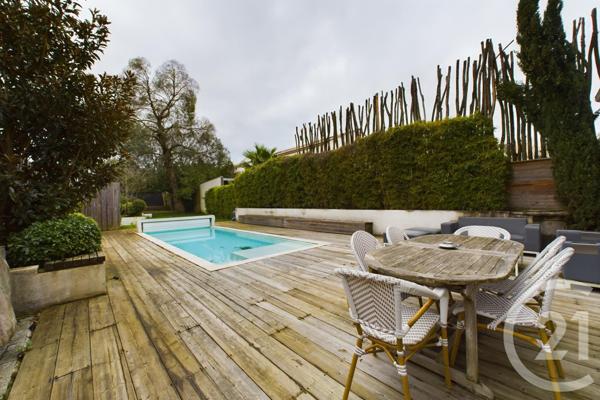 Maison à vendre  7 pièces - 169 m2 LE BOUSCAT - 33