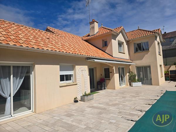 Vente maison Saint Marc Sur Mer : 1 155 000 € - AJP Immobilier Saint-Marc-sur-Mer