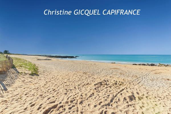 LA TURBALLE PLAGE A 400M à pied – 4 Chambres et 1 Dortoir – Jardin AU CALME, clos sans vis-à-vis -Rénovation moderne et chaleureuse.