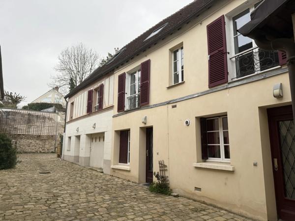Immeuble à vendre ECOUEN (95)