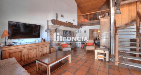 À vendre Maison 6 pièces 248 m² - Ségny 01170