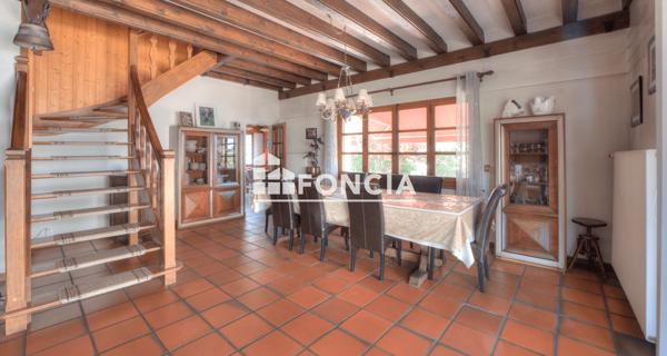 À vendre Maison 6 pièces 248 m² - Ségny 01170