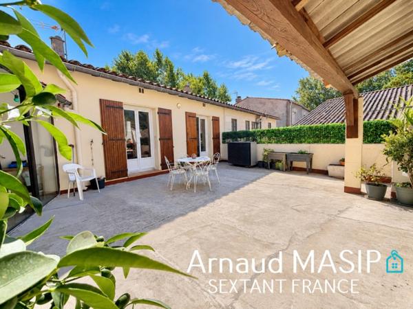 BIEN ATYPIQUE BEAUX VOLUMES 170 M² HAB PLUS RDC 170 m², GGE, TERRASSE INTIMISTE, 54KM DE PERPIGNAN