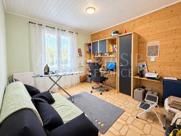 BIEN ATYPIQUE BEAUX VOLUMES 170 M² HAB PLUS RDC 170 m², GGE, TERRASSE INTIMISTE, 54KM DE PERPIGNAN