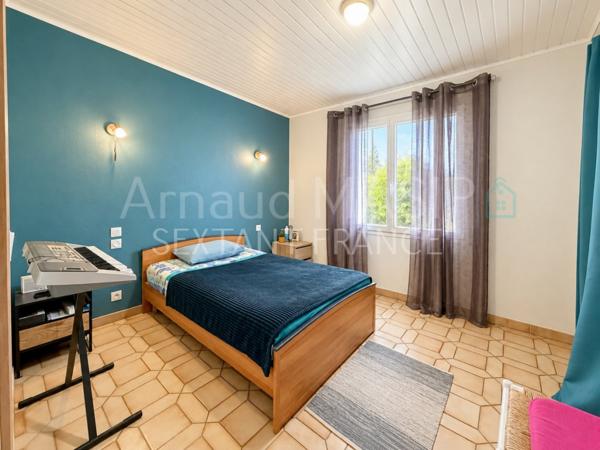 BIEN ATYPIQUE BEAUX VOLUMES 170 M² HAB PLUS RDC 170 m², GGE, TERRASSE INTIMISTE, 54KM DE PERPIGNAN