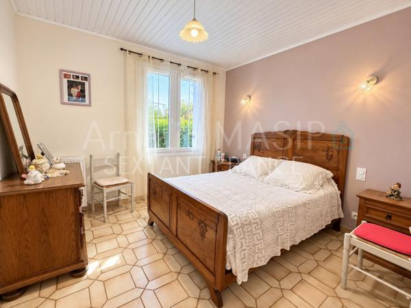 BIEN ATYPIQUE BEAUX VOLUMES 170 M² HAB PLUS RDC 170 m², GGE, TERRASSE INTIMISTE, 54KM DE PERPIGNAN