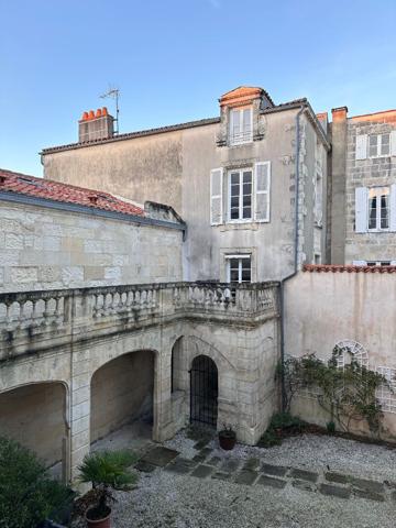 Vente Appartement La rochelle 5 pièces 150m²-IRA4301