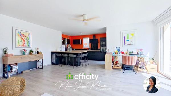 Appartement
         4 pièces
        - 99 m² Exclusivité 355 000 € *