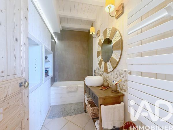 Maison à vendre 10 pièces 247 m² La Haye