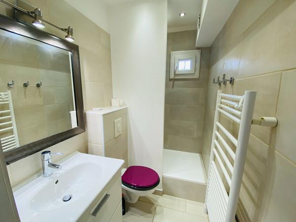 Venelles - Maison 65m² centre village rénovée et climatisée