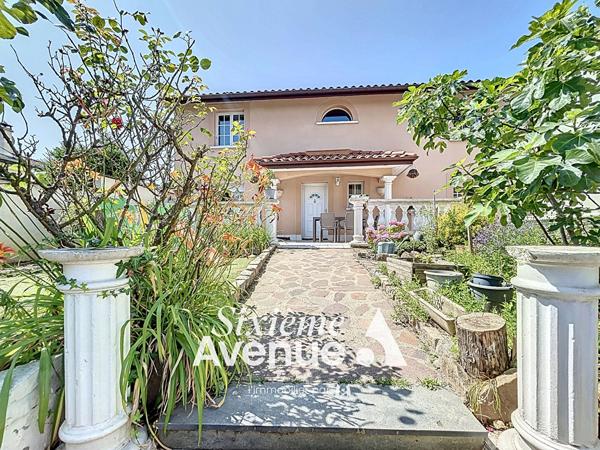 Maison 8 pièces 185.53 m2