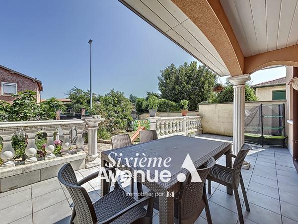 Maison 8 pièces 185.53 m2