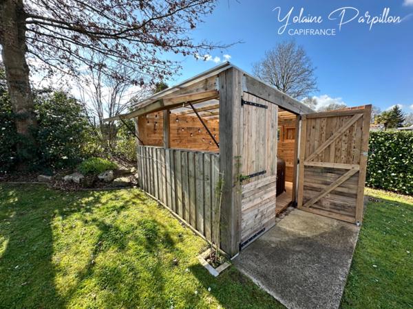 Maison à vendre - 3 chambres + 1 bureau - 847 m² de jardin à MONTAIGU VENDEE (85)