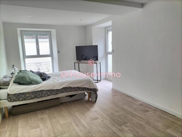 Immeuble à vendre 10 pièces de 218 m²