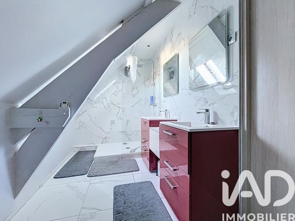 Maison à vendre 7 pièces 182 m² Saint-Étienne-du-Rouvray