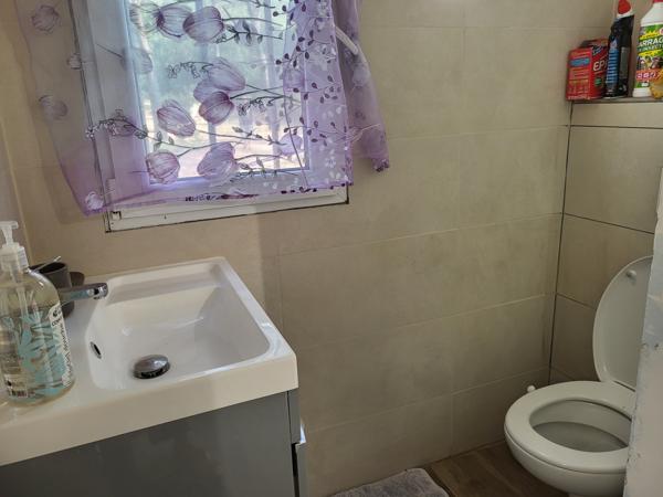 Carnoules (83660) CABANON T1 MEUBLE