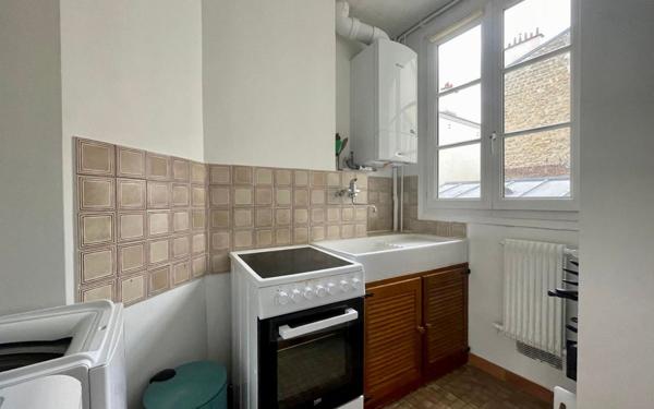 Appartement à vendre    2 pièces • 30,62 m2 Paris 17