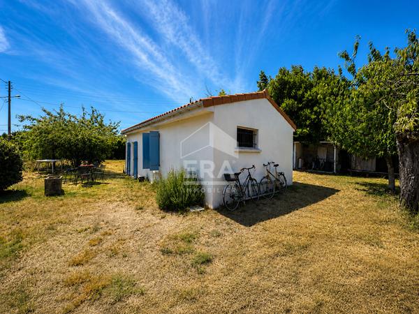 Opportunité rare : maison et terrain constructible de 650 m²
