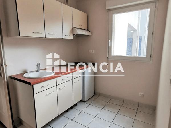 Location Studio 27.71 m² - 12 RUE DE LA REPUBLIQUE Mainvilliers 28300