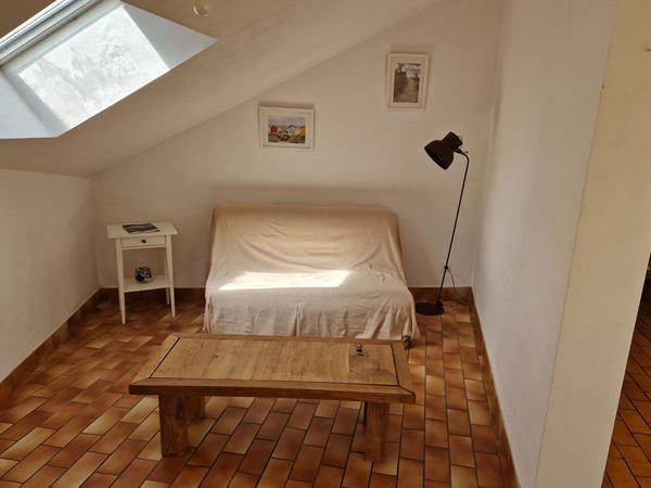 Petite maison avec jardinet et parking, Le Palais , Le palais