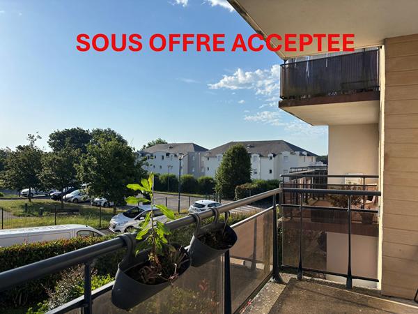 AURAY T.2 41 m² avec parking et cave , Auray