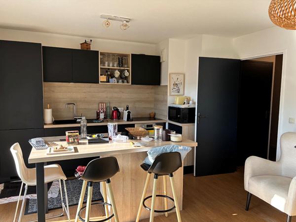 AURAY T.2 41 m² avec parking et cave , Auray
