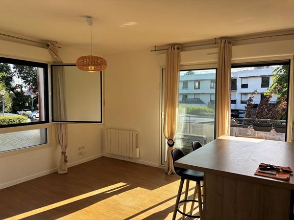 AURAY T.2 41 m² avec parking et cave , Auray