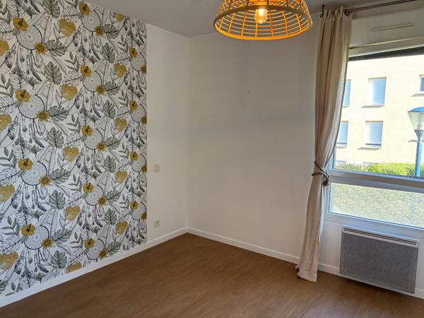 AURAY T.2 41 m² avec parking et cave , Auray