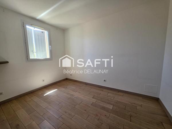 PAVILLON, 3 CHAMBRES, GARAGE ET PLACE DE STATIONNEMENT
